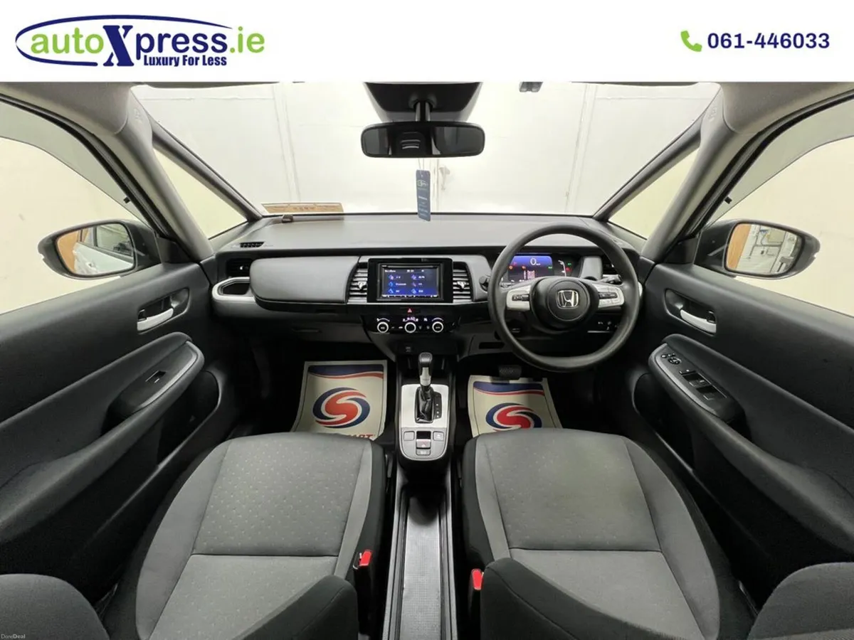 Honda Fit 1.5 Automatic, Reversing camera - Image 2