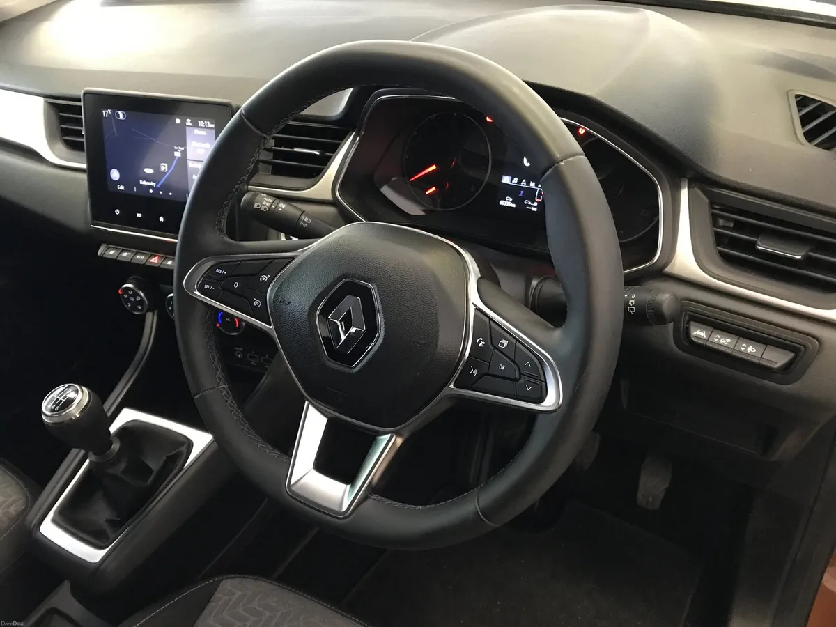 Renault Captur 2022 - Image 6