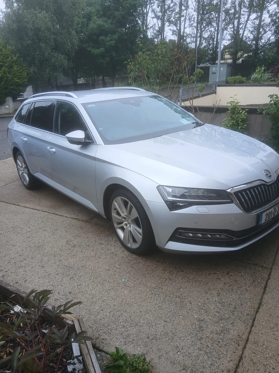 Skoda Superb - Image 2