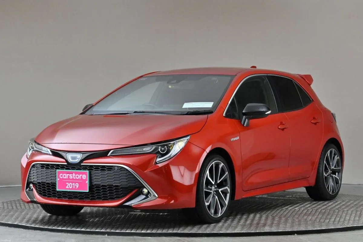 Toyota Corolla 1.8 HYBRID SPORT **ANDROID CAR PLAY - Image 3