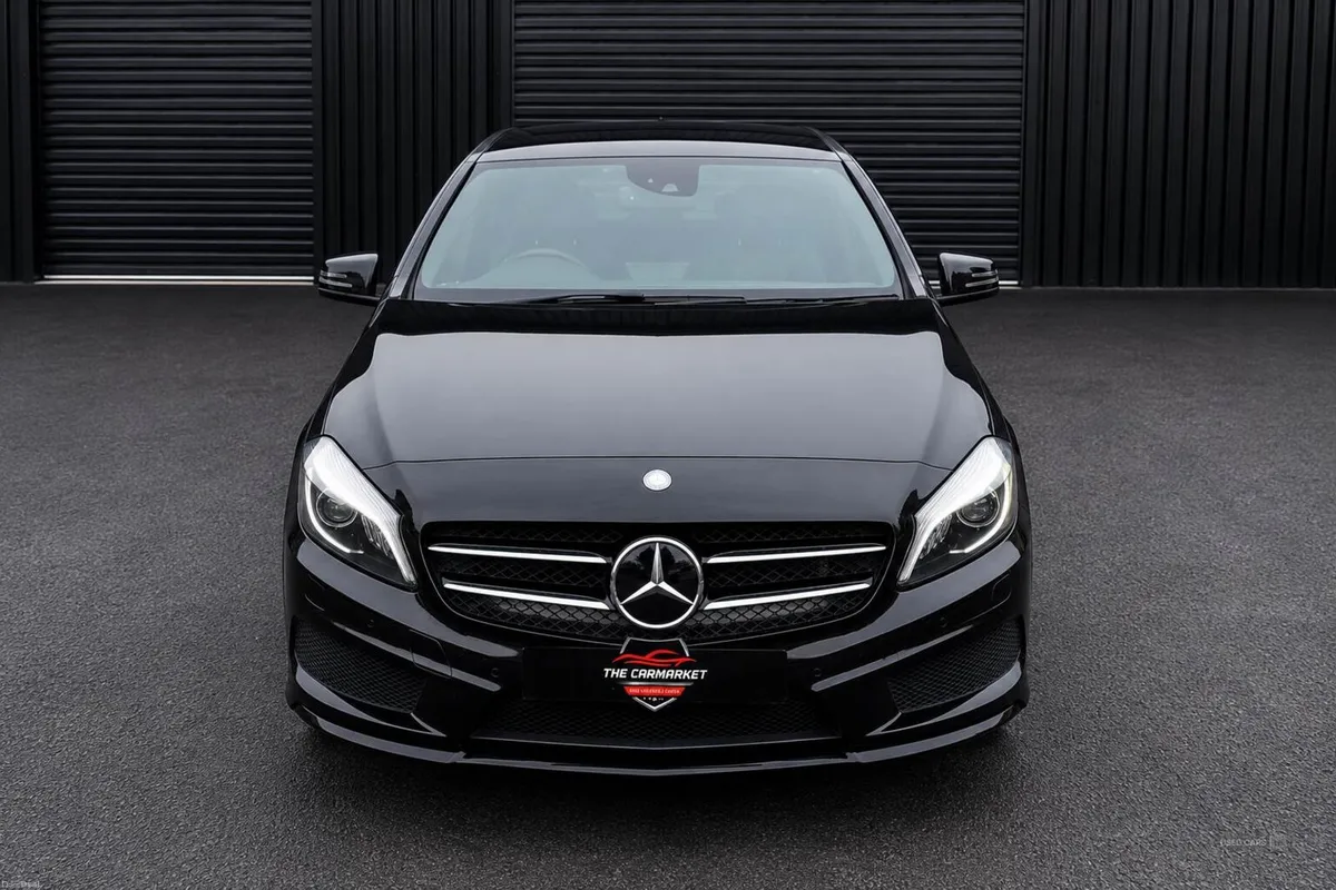 Mercedes-Benz A-Class 1.6 AMG Line 7G-DCT Euro 6 ( - Image 2