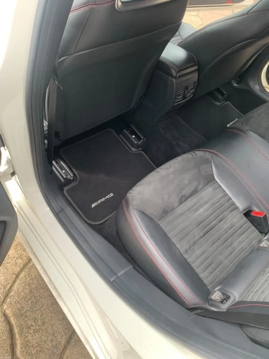 Merc A180 AMG line fully serviced/quick sale - Image 6