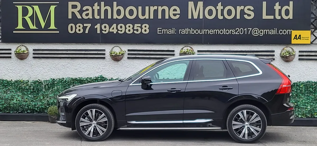 212 Volvo XC 60 Phev Recharged AWD (massive spec) - Image 2