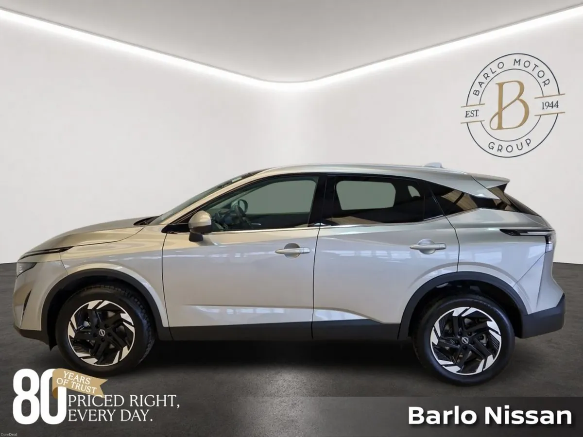 Nissan Qashqai 1.3 PET MILD HYBRID SV PREMIUM - Image 5