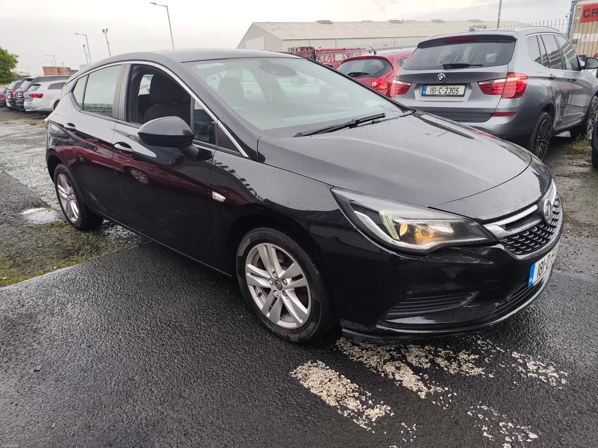 Opel Astra 2018 - Image 3