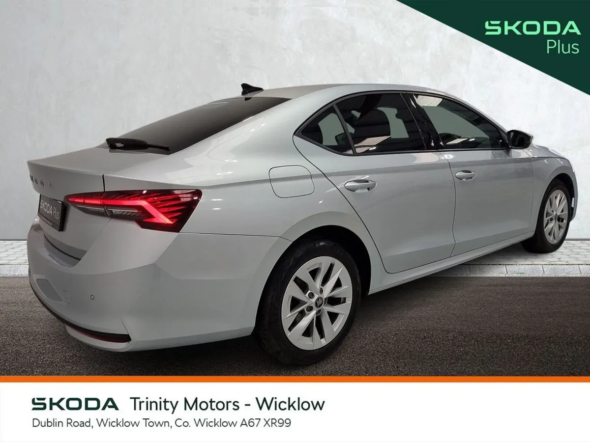 Skoda Octavia ** BEST VALUE ** DSG - AUTOMATIC ** - Image 3