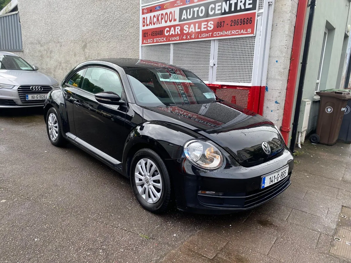Volkswagen Beetle 2014 - Image 2