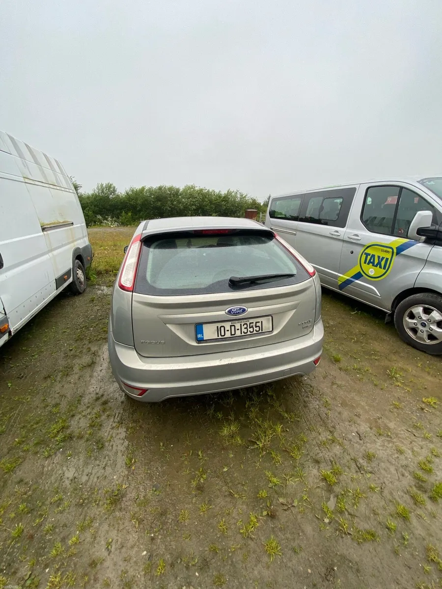 Ford Focus 2010 - Image 3