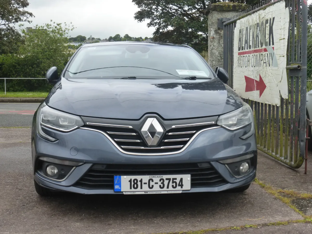 Renault Megane 2018 - Image 2