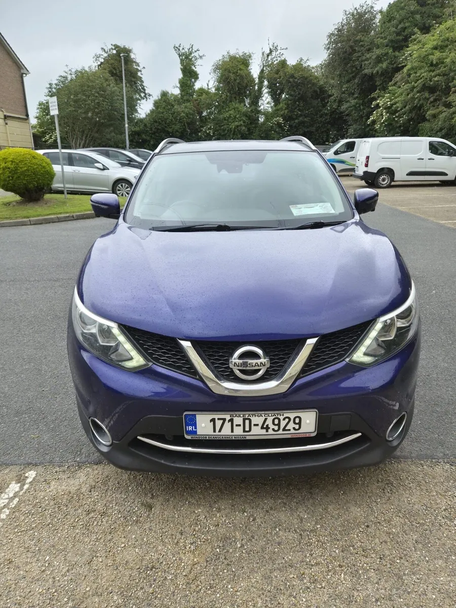 2017 Nissan Qashqai Automatic - Image 1