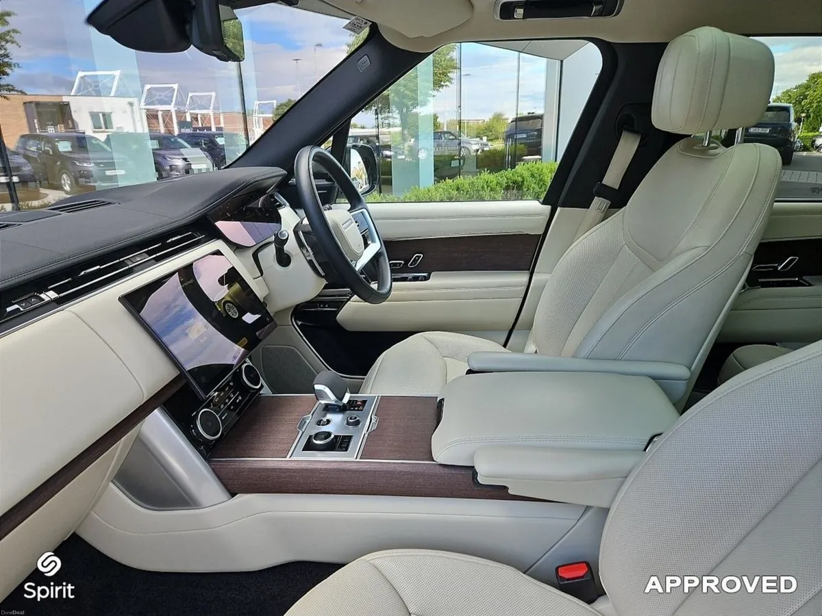 Land Rover Range Rover 3.0 PHEV SE - Image 4
