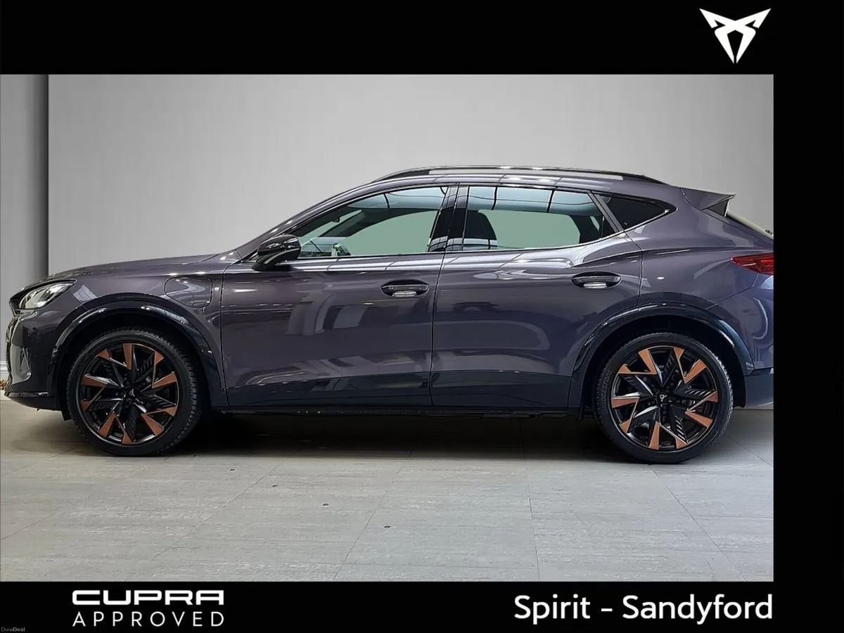 Cupra Formentor VZ 272 HP Plug In Hybrid *19" Whee - Image 4
