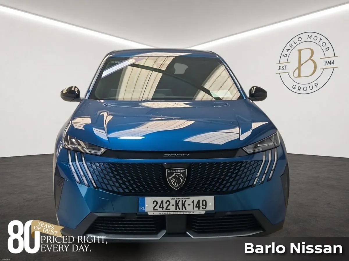Peugeot 3008 1.2 MHEV PureTech 136bhp eDCS6 Allure - Image 3