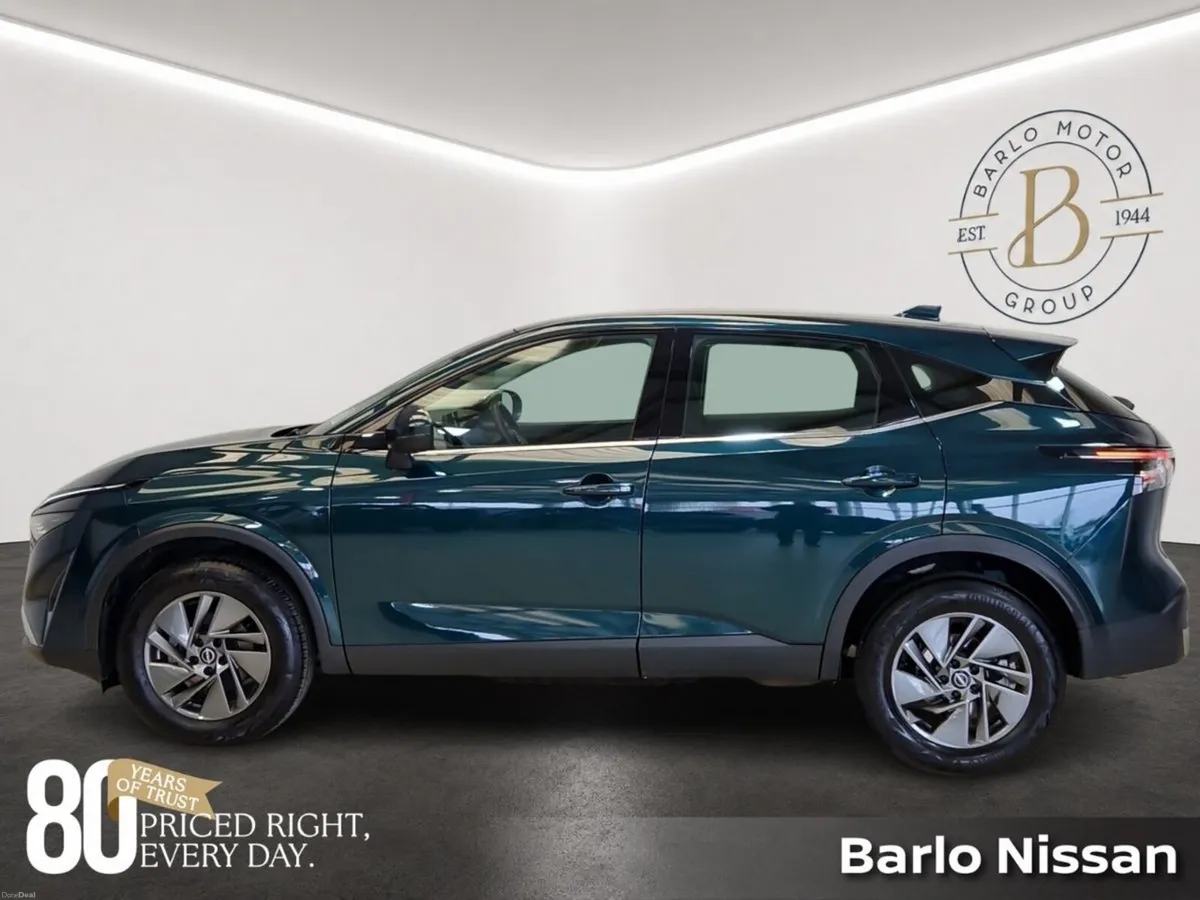 Nissan Qashqai SV 1.0 PETROL MILD HYBRID - Image 5
