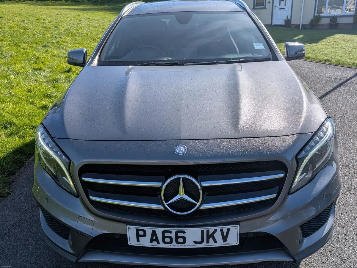Mercedes-Benz GLA 2016 - Image 3