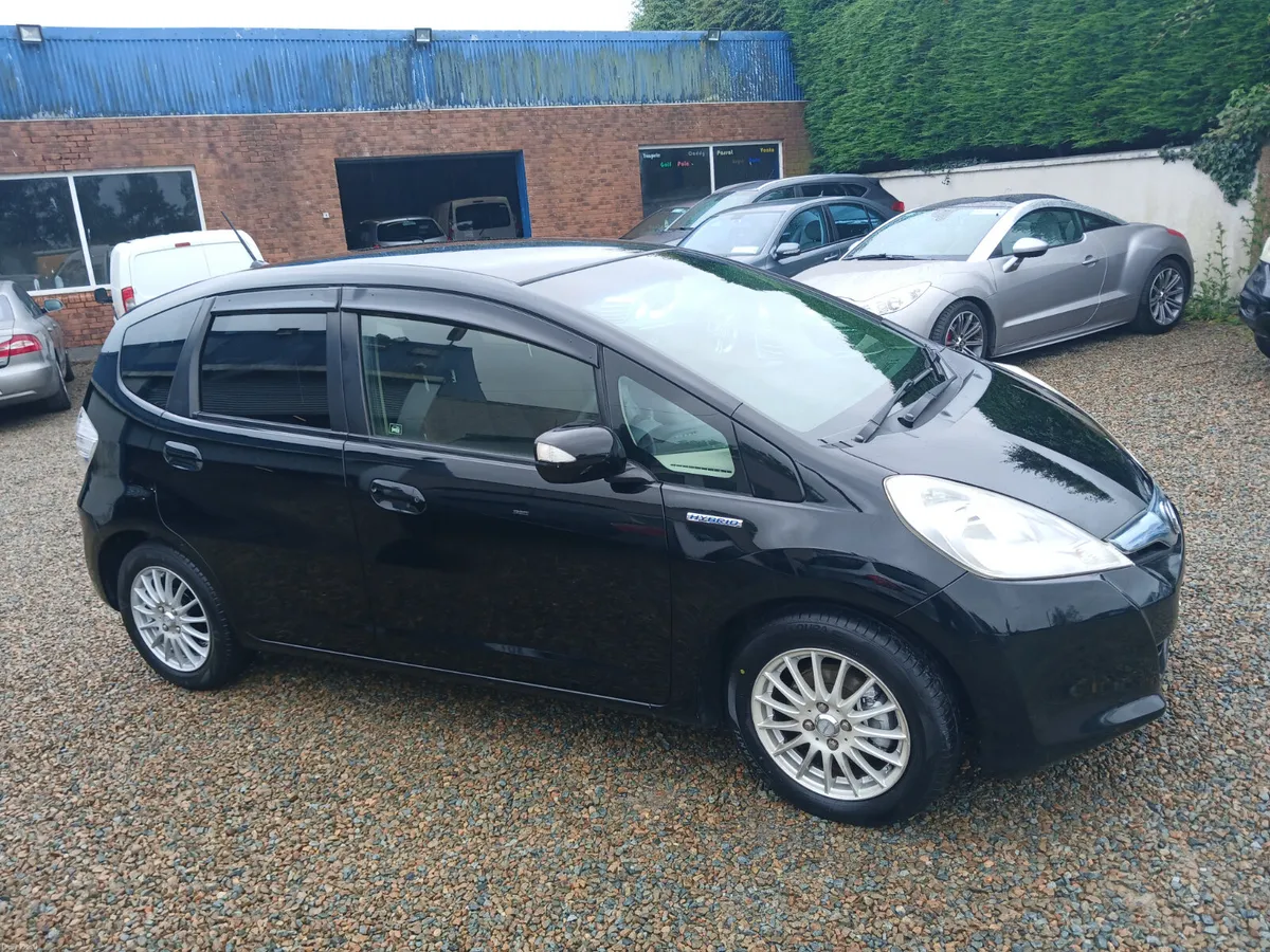 Honda Fit 2012 Automatic - Image 3
