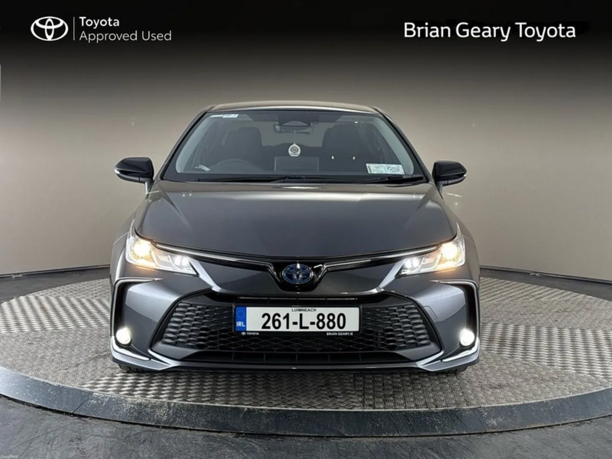 Toyota Corolla Saloon Lunasport - Image 5