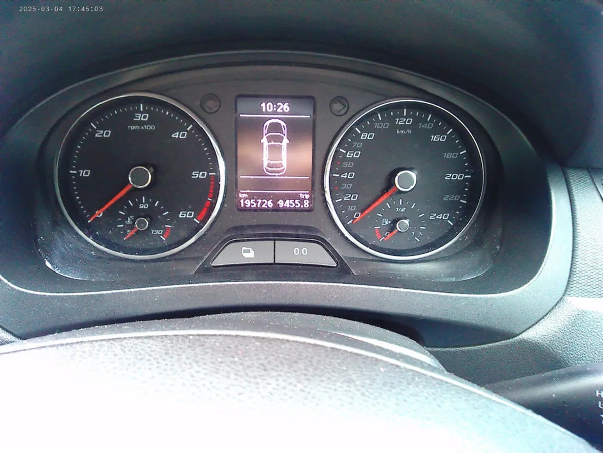 SEAT Toledo 1.6 TDI REFERENCE 4DR - Image 3