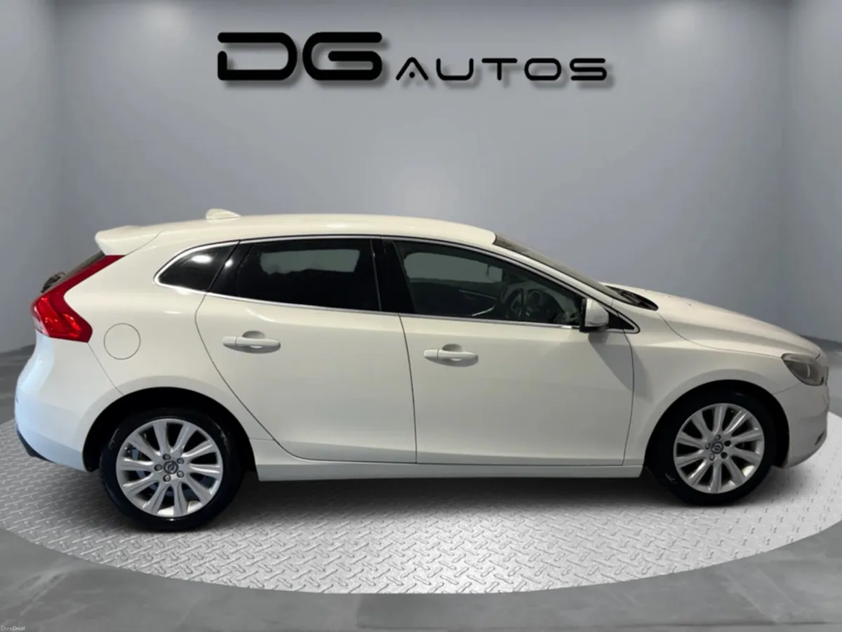Volvo V40 Auto - Low KMs - Mint condition - Great - Image 2