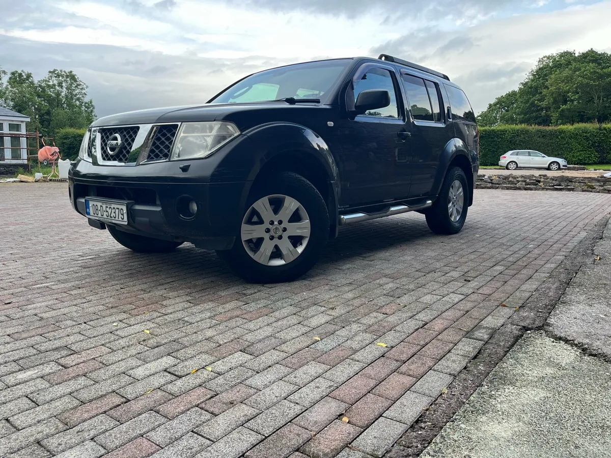 Nissan Pathfinder - Image 2