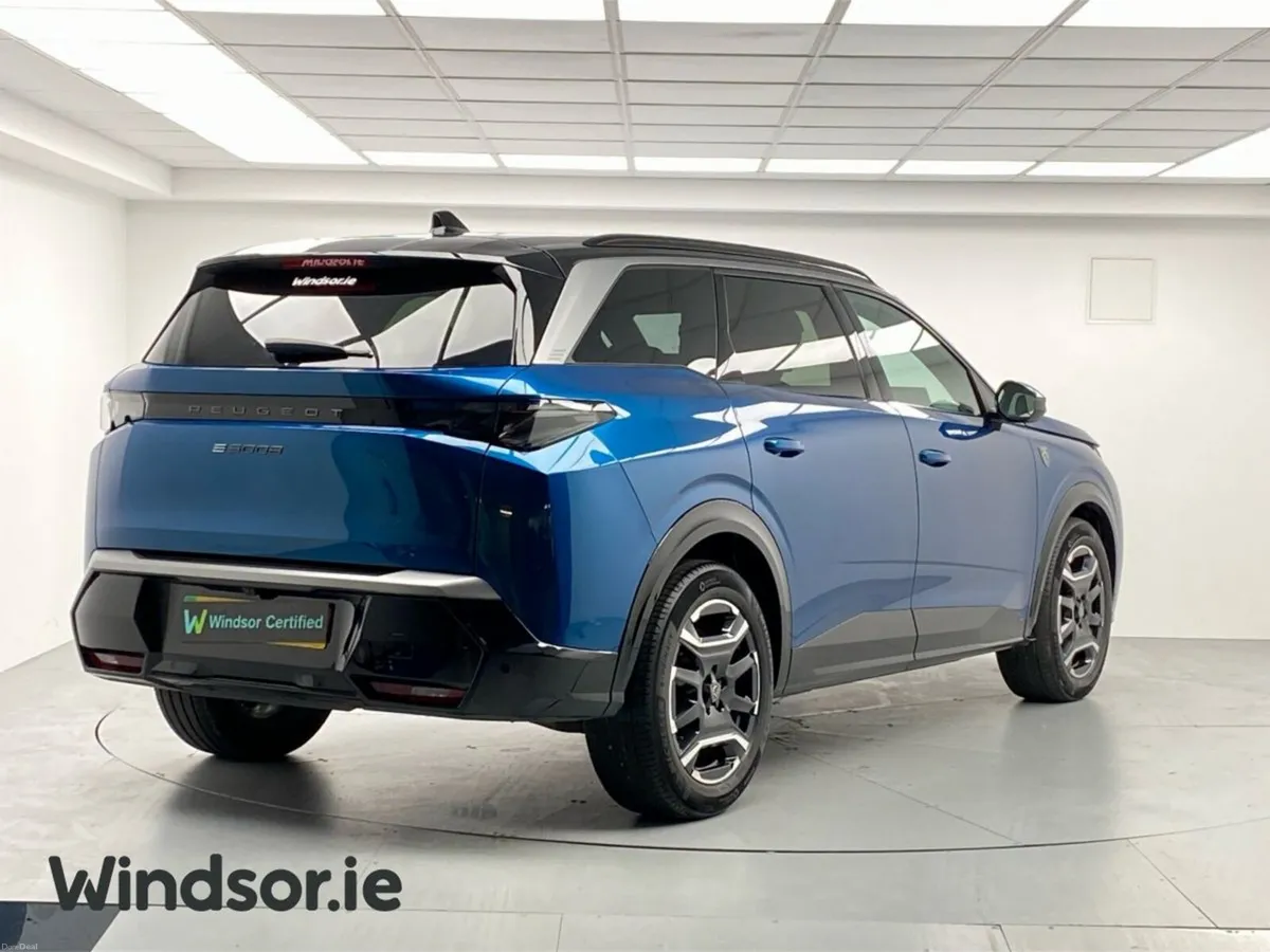 Peugeot 5008 E-5008 Gt  GT  210 Electric 73kWh Aut - Image 3