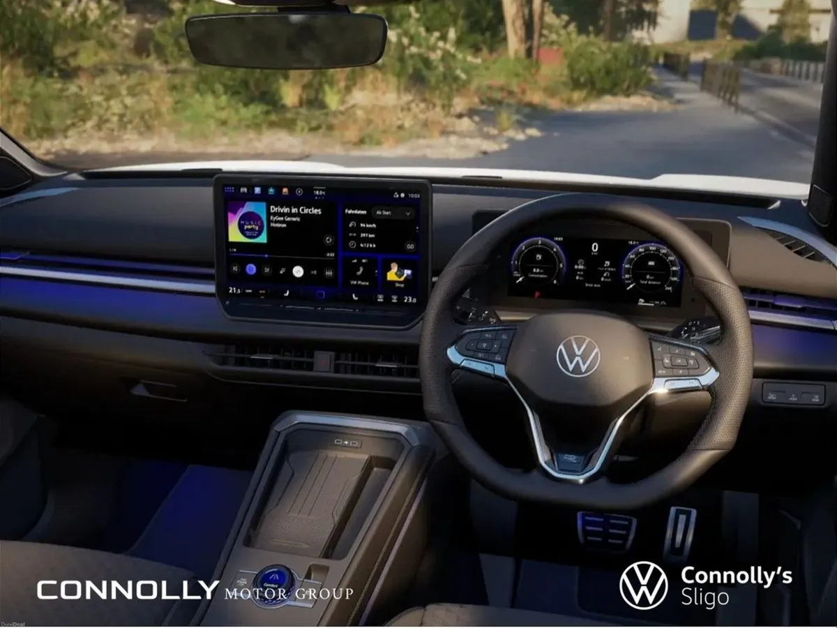 Volkswagen T-Roc R-LINE 1.5TSI 150HP MHEV - Image 4