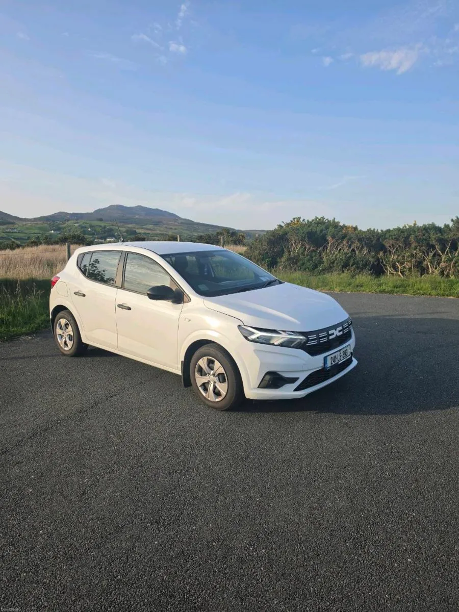 2024 Dacia Sandero essential 90 TCE - Image 2