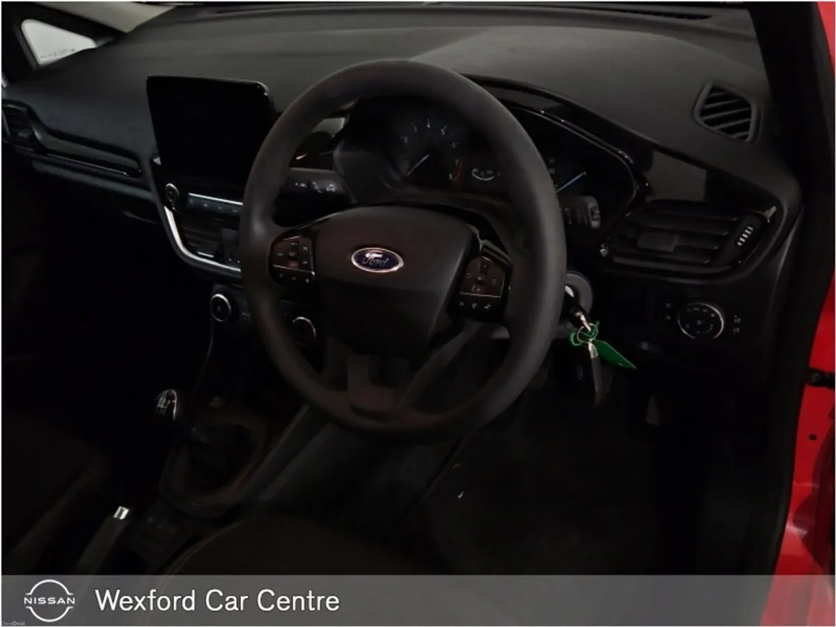 Ford Fiesta 1.1Trend Connected - Image 2