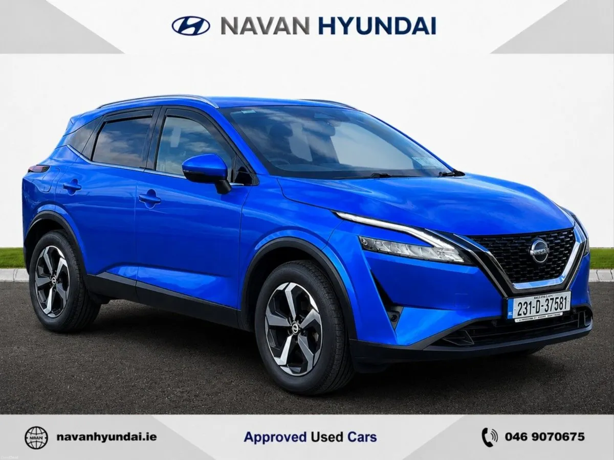 Nissan Qashqai 1.3i M/Hyb SV Premium *PRICE DROP*M - Image 1