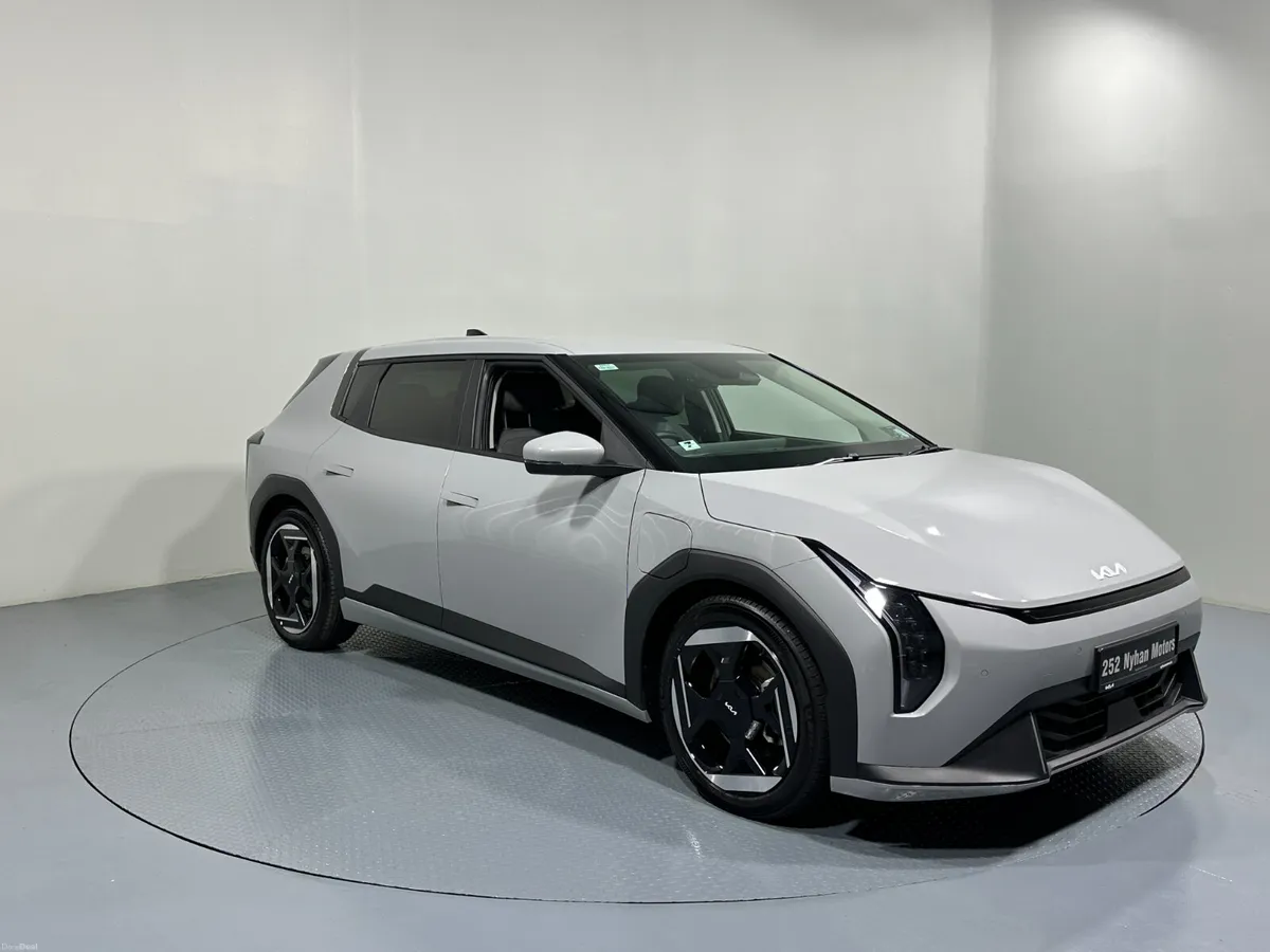 Kia EV4 K3 Hatchback 252 (2025) - Image 1