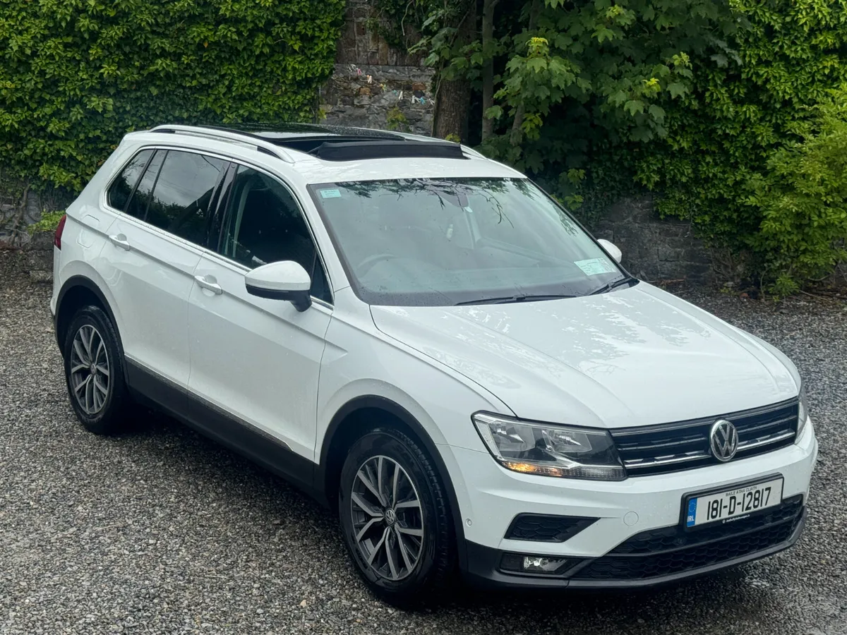 2018 VW Tiguan 2.0 Pan Roof - Image 2