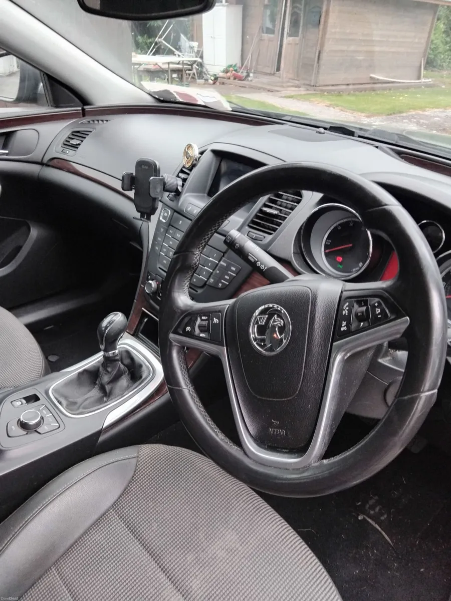 Vauxhall Insignia 2012 - Image 2
