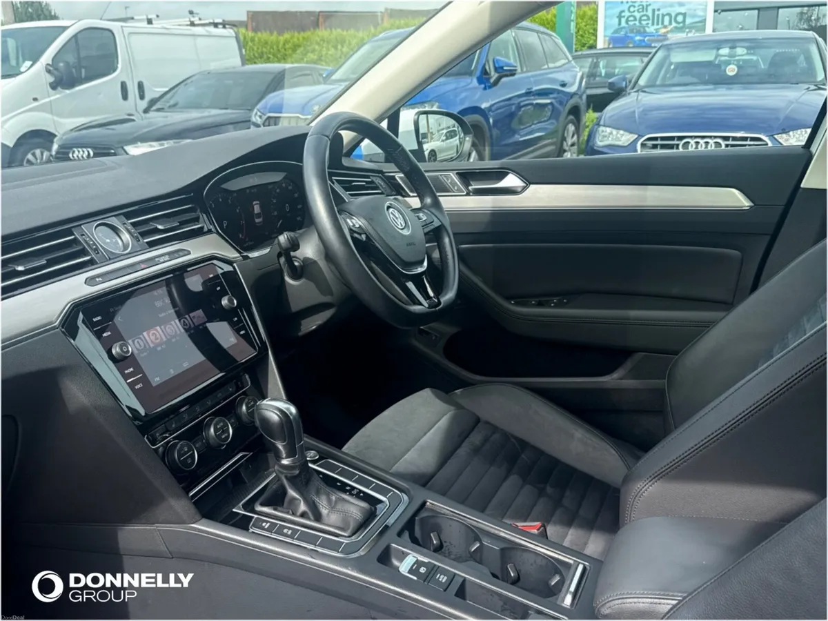 Volkswagen Passat Saloon GT - Image 2