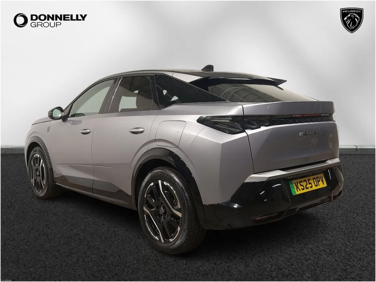 Peugeot 3008 E- Electric Estate GT - Image 2
