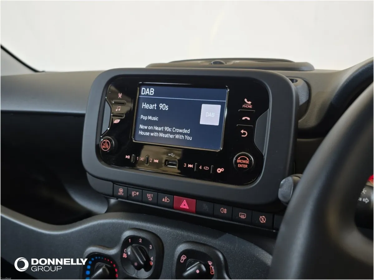 Fiat Panda Hatchback - Image 5