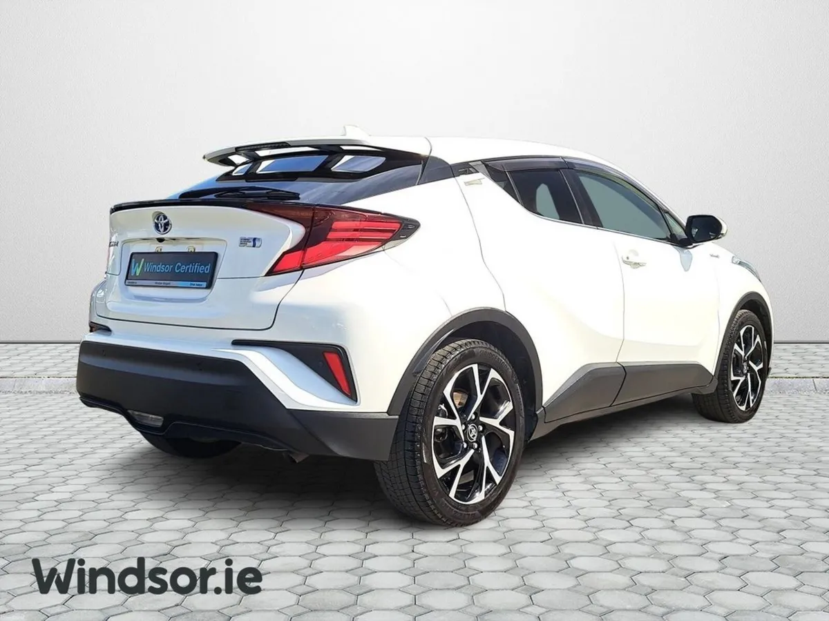 Toyota C-HR G HYBRID AUTO - Image 3