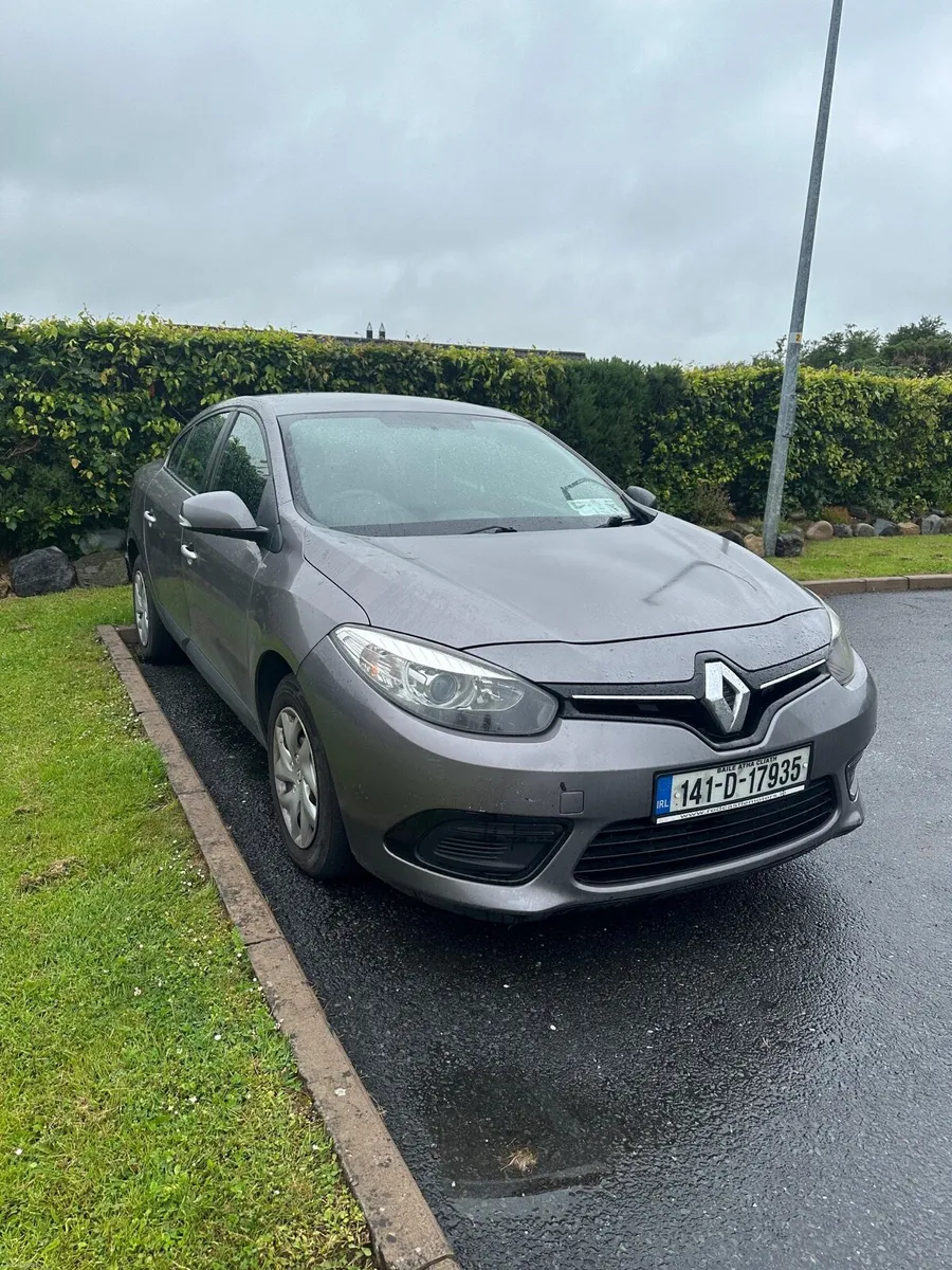 Renault Fluence **READ DESCRIPTION** - Image 1