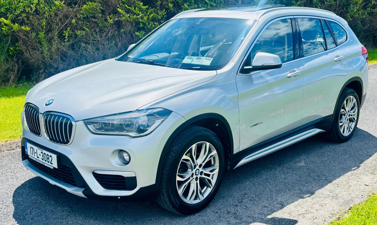 2017 BMW X1 sDrive XLine Low KMS - Image 4