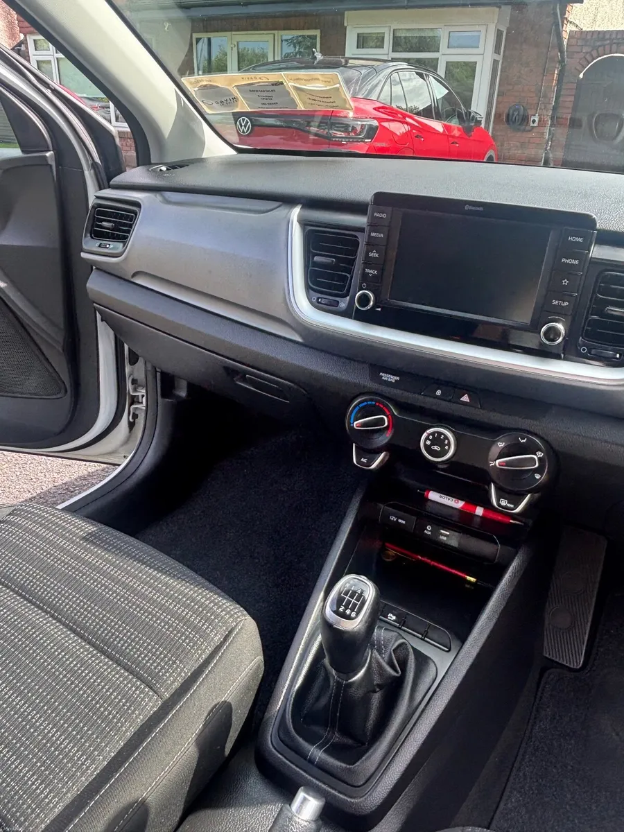 Kia Stonic 2019 - Image 4