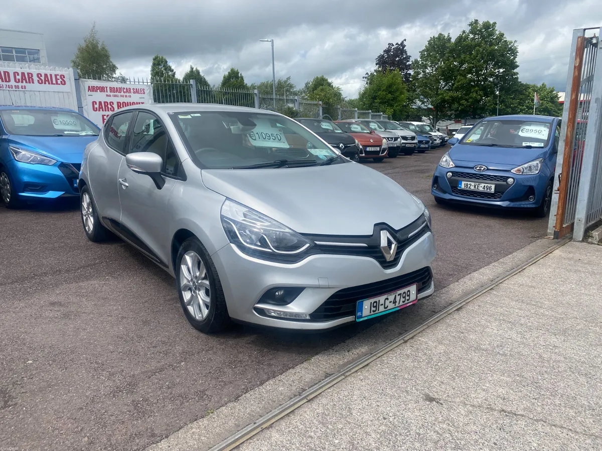 Renault Clio 2019 ONLY 98KLMS - Image 6