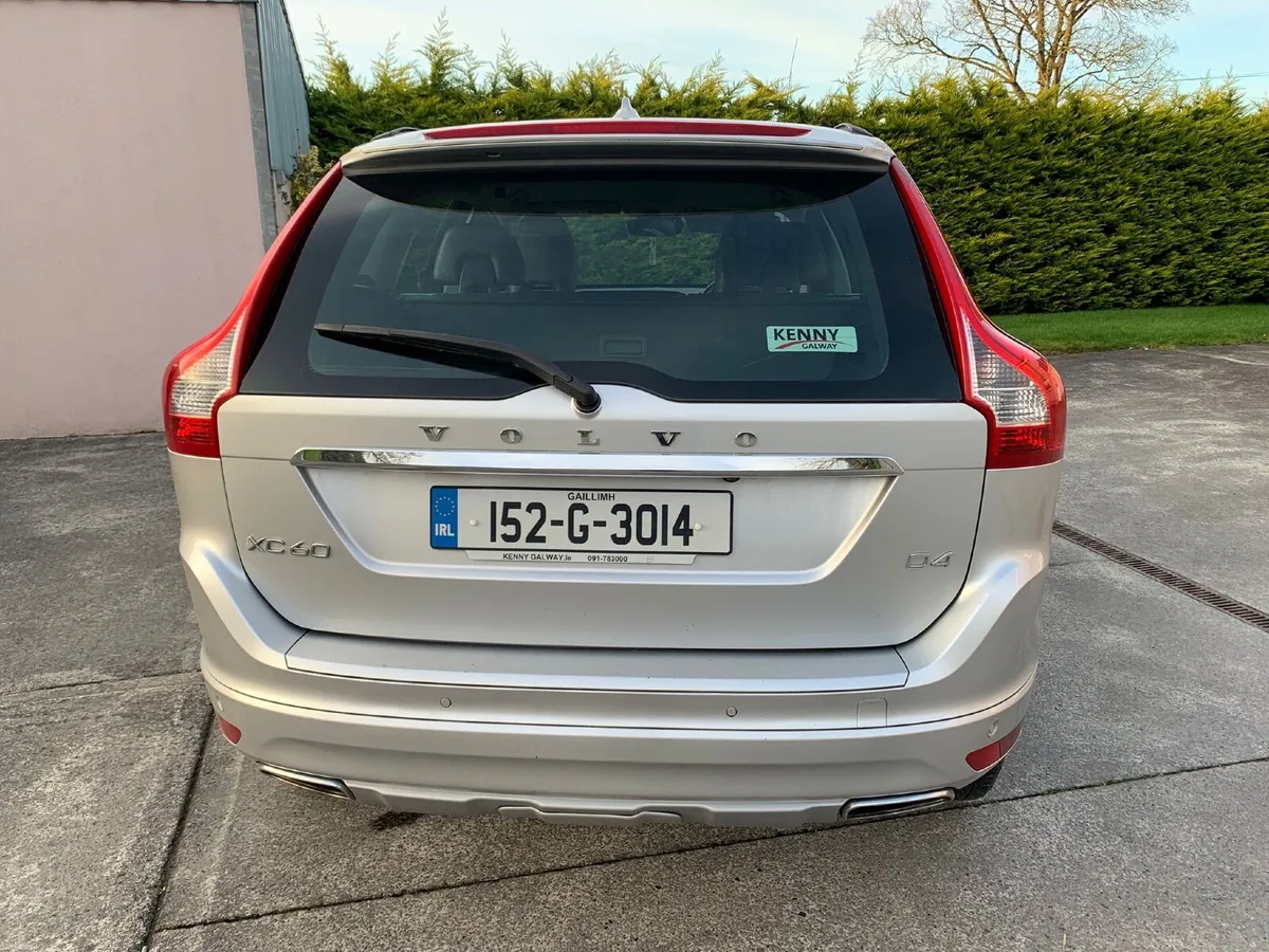 Volvo XC60 2015 - Image 4