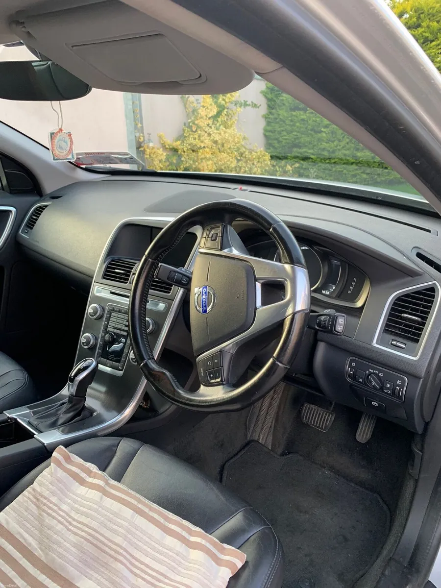 Volvo XC60 2015 - Image 3