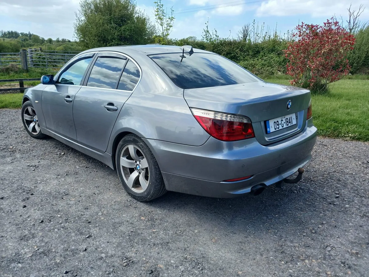 09 BMW 520 2.0 Diesal - Image 4
