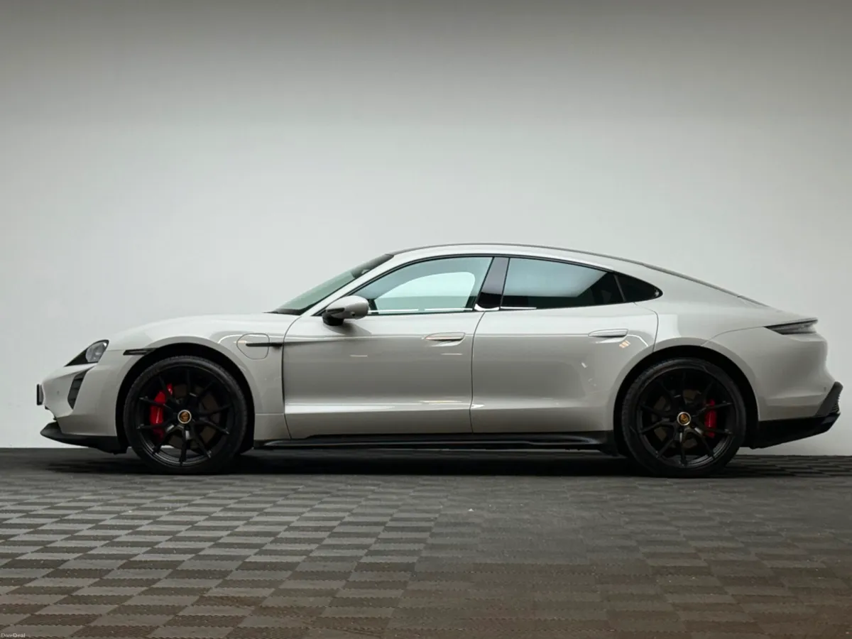 Porsche Taycan GTS 590HP *HUGE SPEC* - Image 4