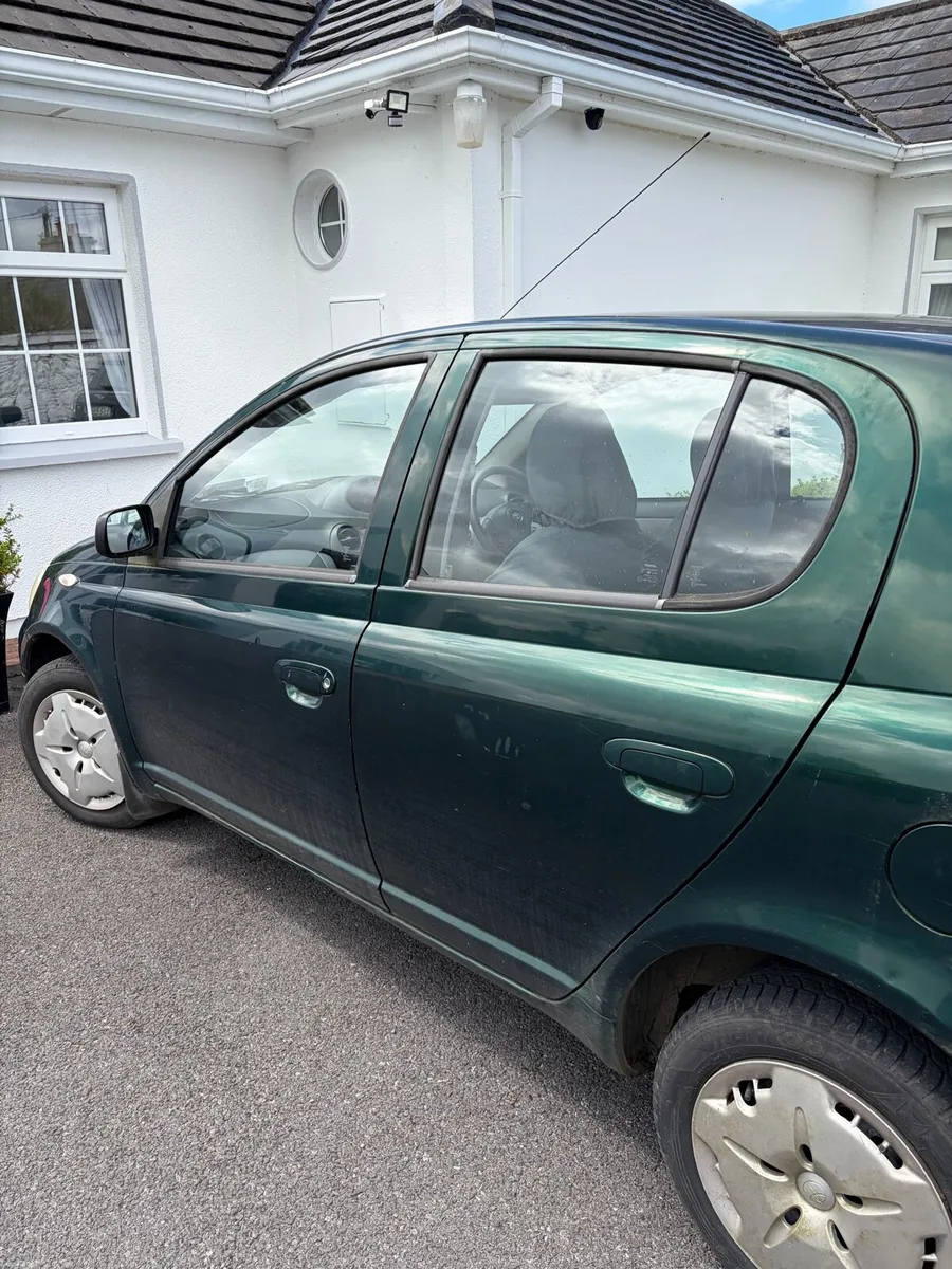Toyota Yaris - Image 2