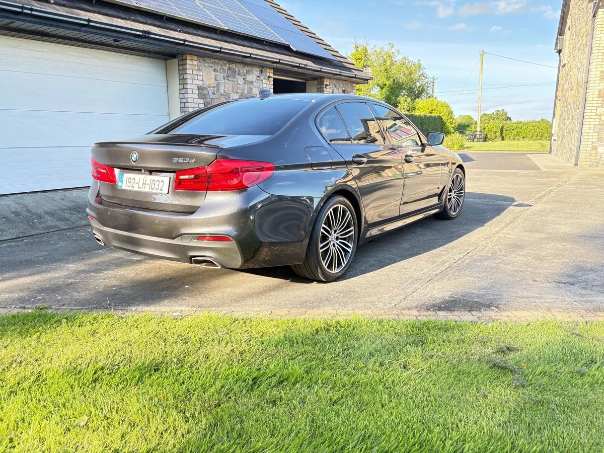 BMW 520D M Sport Full BMW SH - Image 2