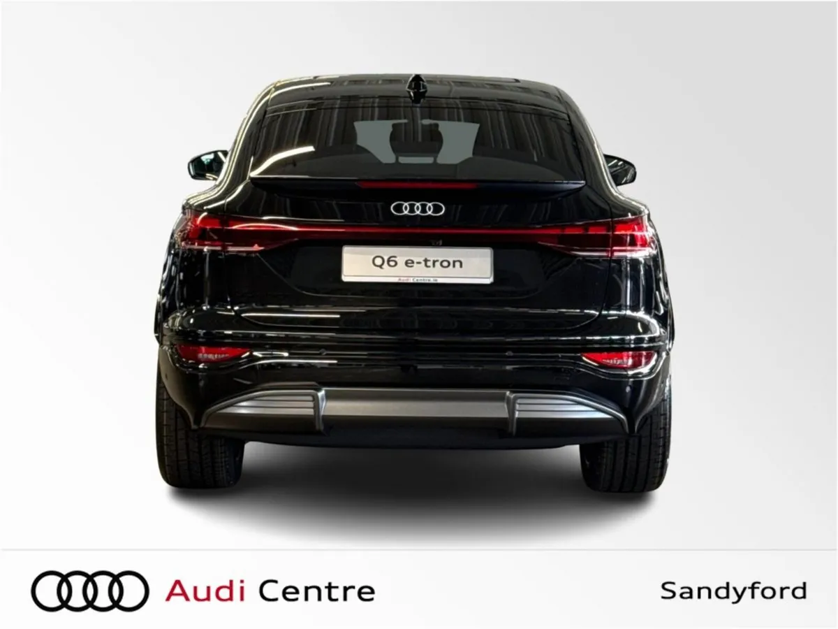 Audi Q6 e-tron SB S LINE - Image 4