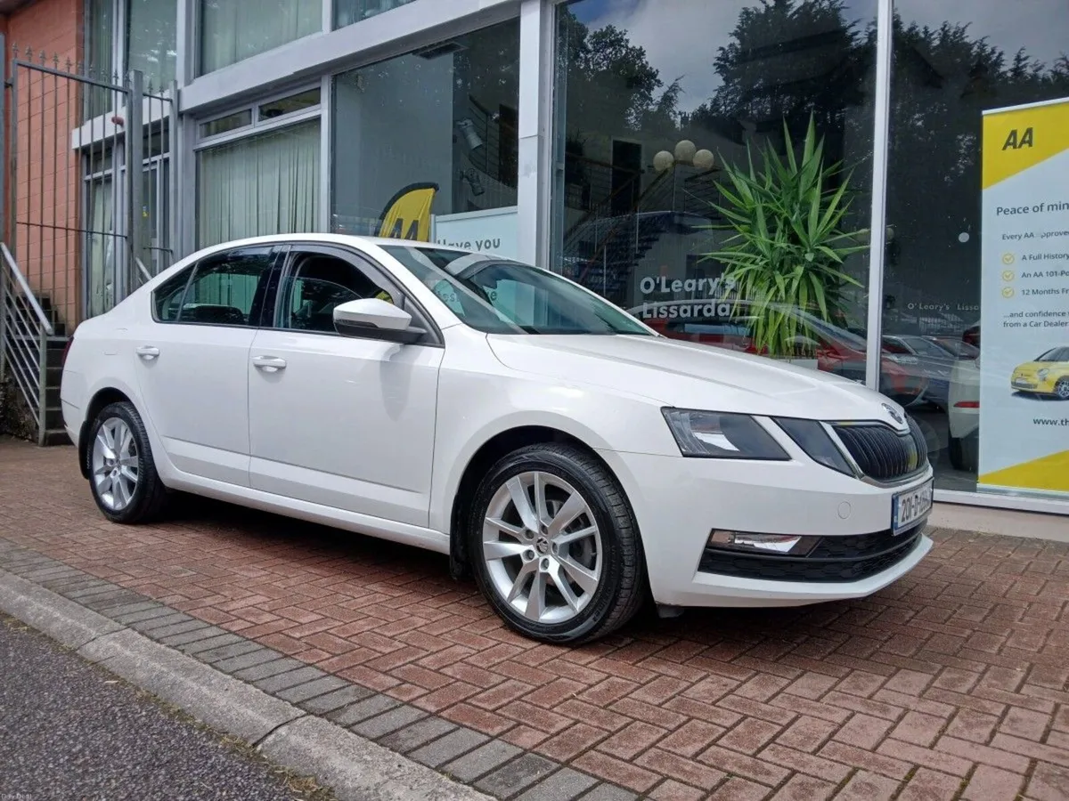 Skoda Octavia Ambition 1.6TDI 115HP,  White. - Image 1