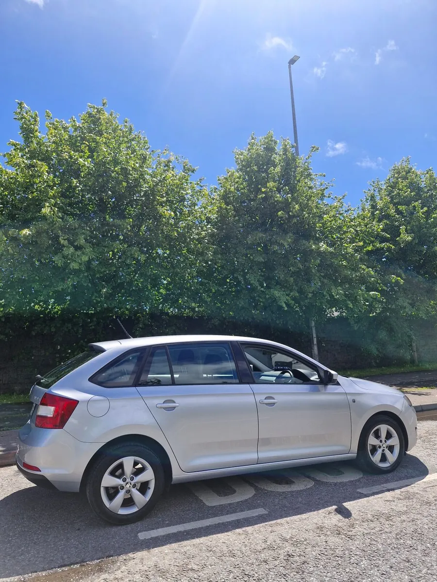 142 Skoda Rapid Sportback, 1.6Tdi, Nctd+Tax - Image 6