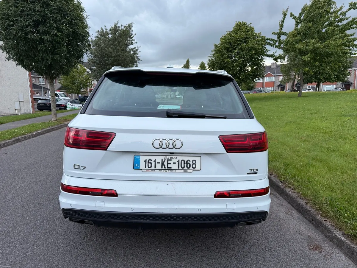 Audi Q7 S line 3.0 tdi 7 seater - Image 3